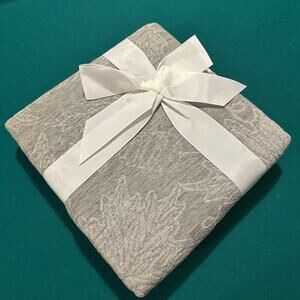 New Grey Chenille Jacquard Knit Throw Blanket 50x70